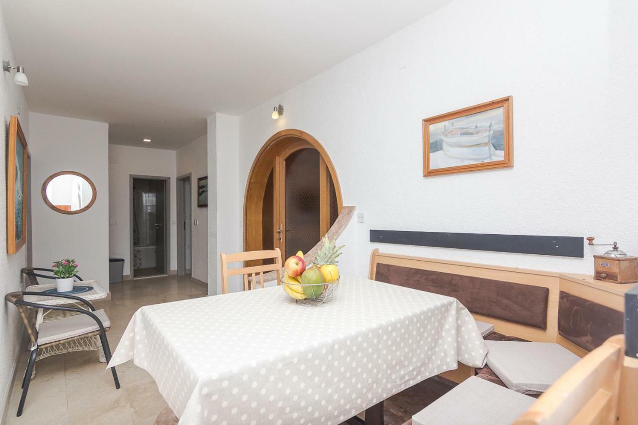 Apartments A&B Makarska Kültér fotó