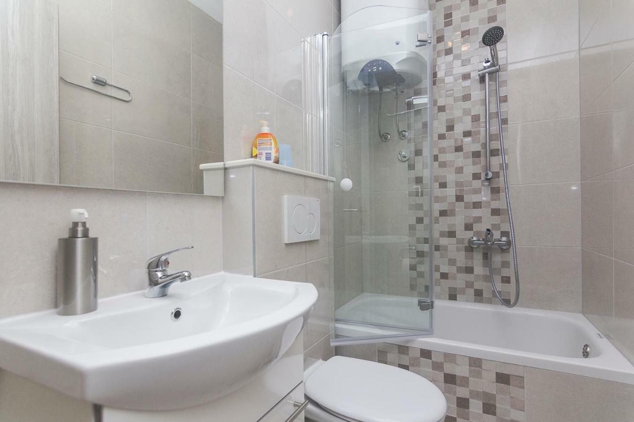 Apartments A&B Makarska Kültér fotó