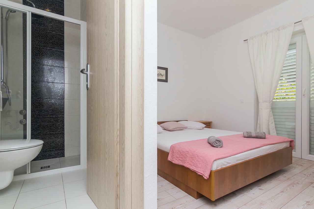 Apartments A&B Makarska Kültér fotó